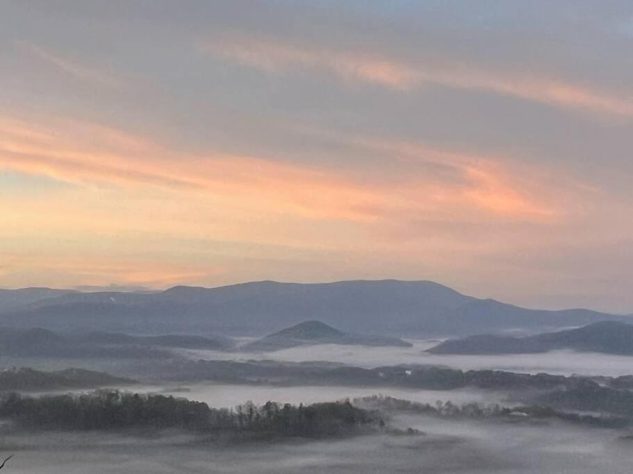Вілла Yogi'S Den: Breathtaking Views! 3 Min To Dollywood, On 1 Acre! Сев'єрвілл Екстер'єр фото